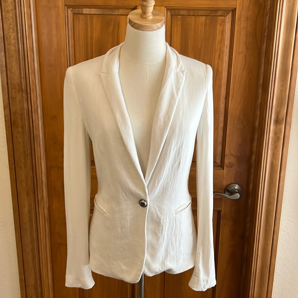 Zara White Blazer